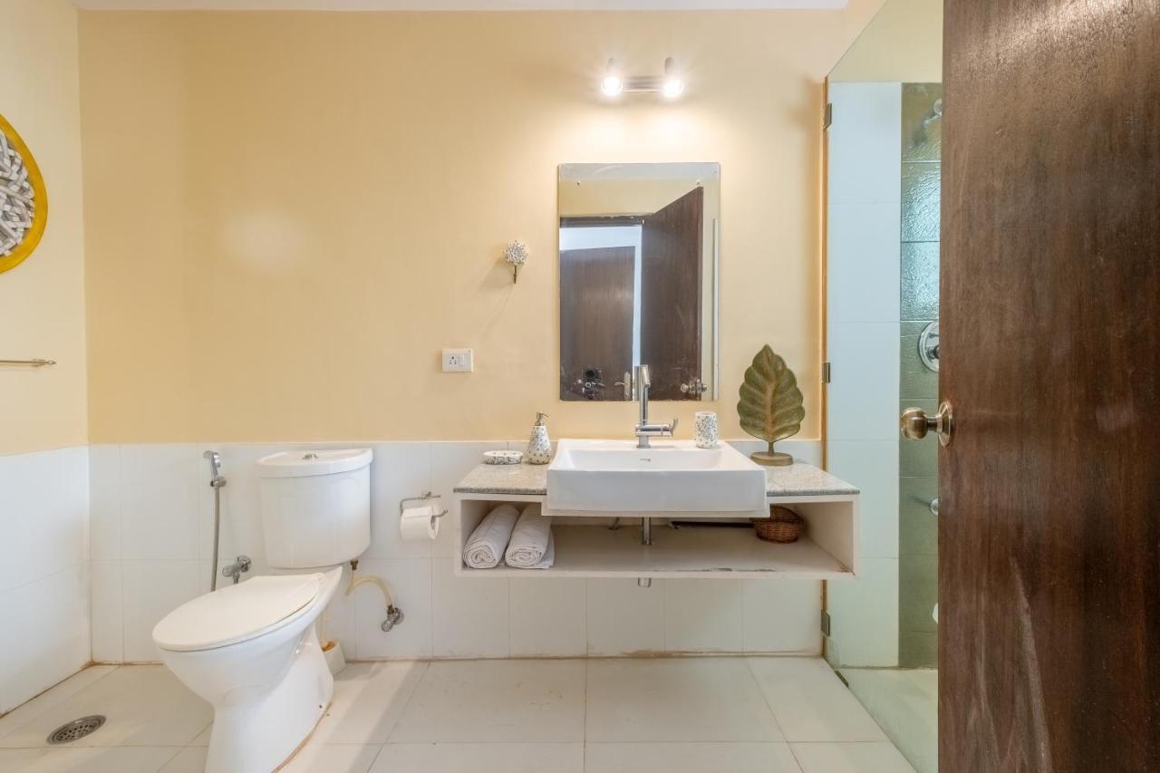 Snowdrop- Exquisite 3Bhk Villa With Pool- Candolim By Staymonkey Calangute Exteriör bild